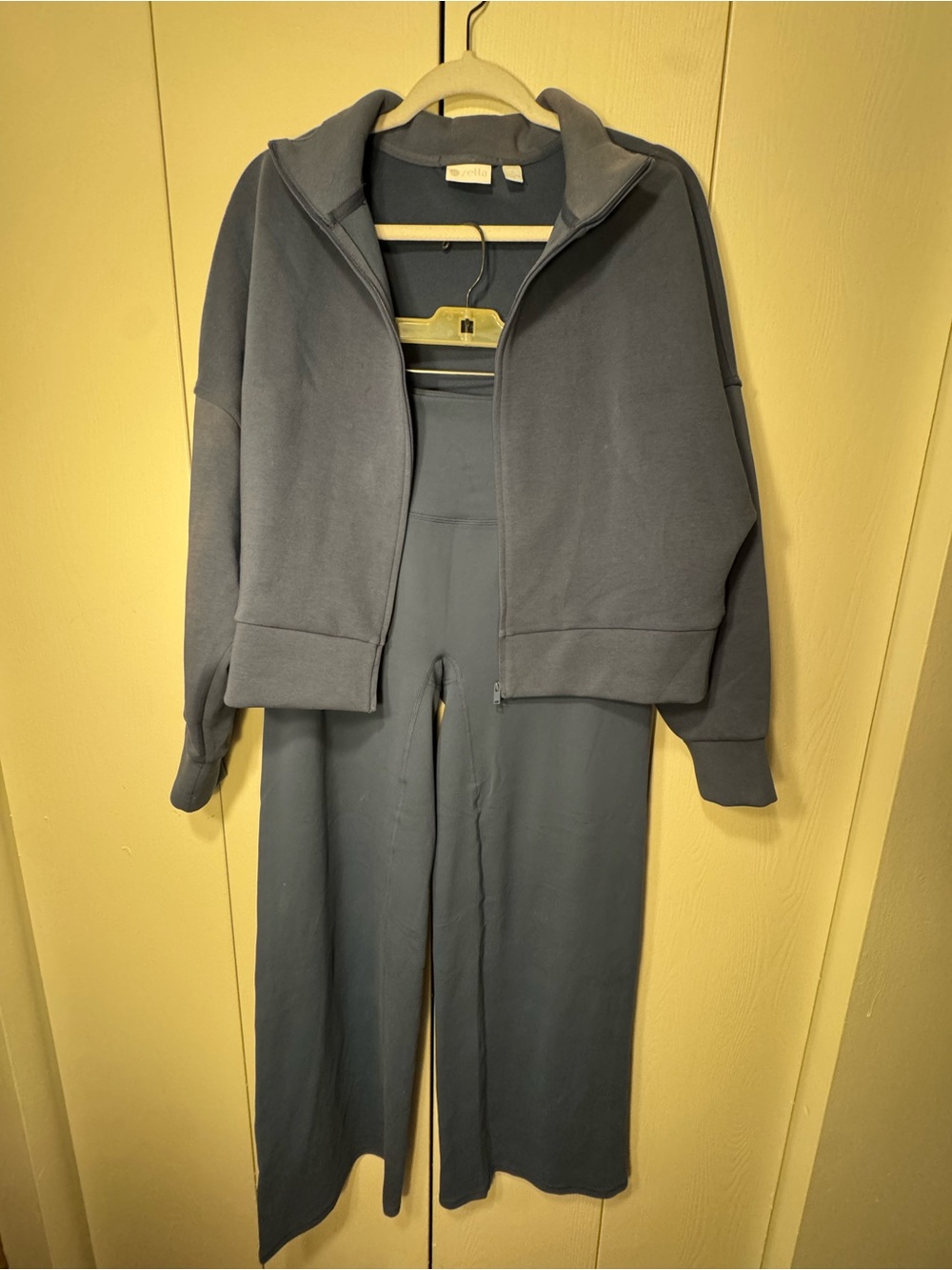 Women's Wide-Leg Pants & Zip Jacket Set